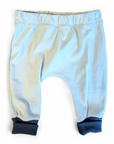 Hellblaues Erstlingshöschen, bequem aus Jersey, Upcycling
