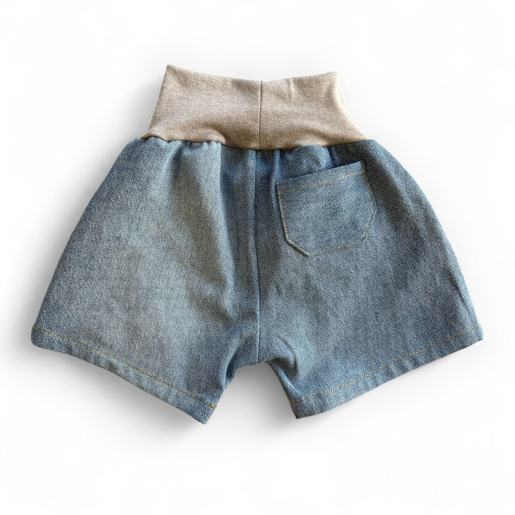 Jungen kurze Hosen aus Jeans in Grösse 116 hinten von Petite Jeanne