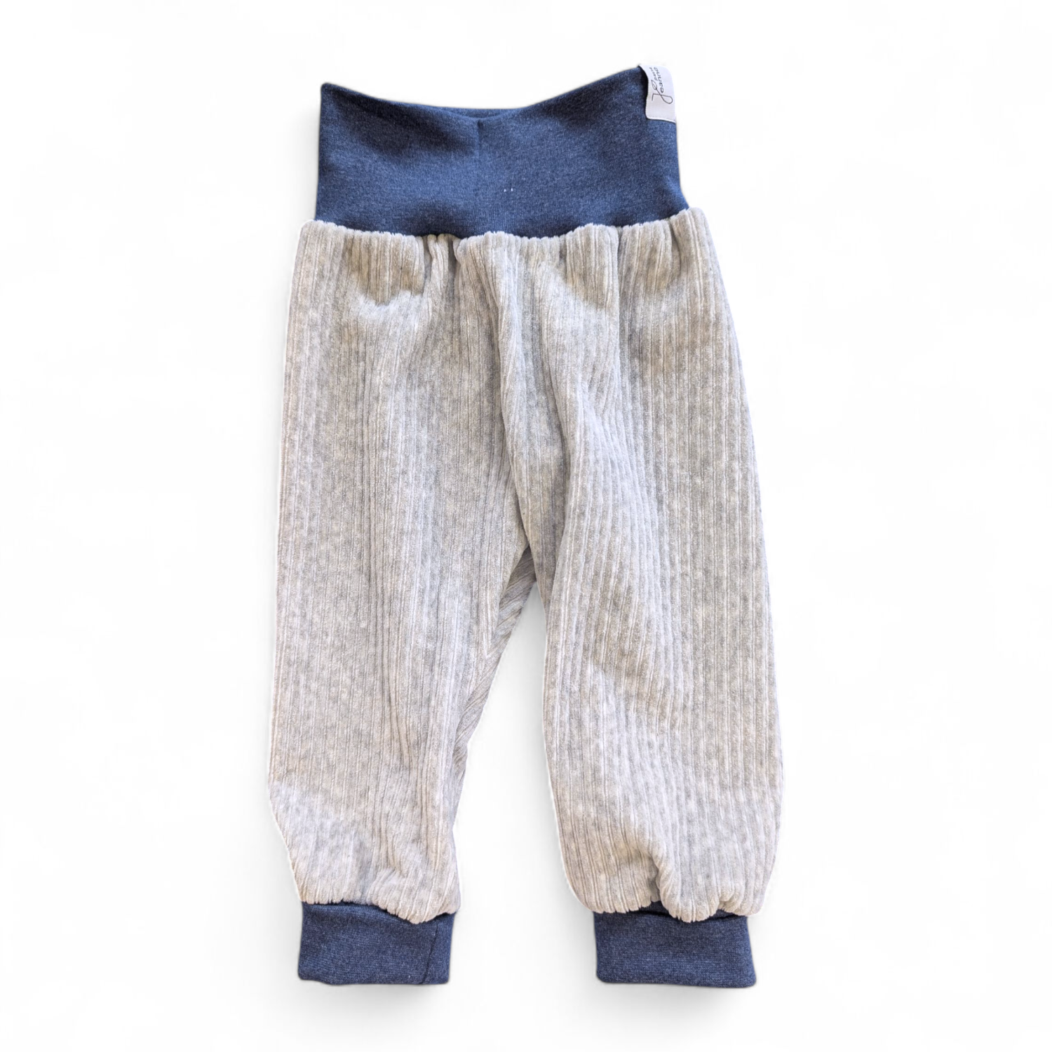 Graue Babyhose aus flauschigem Jersey