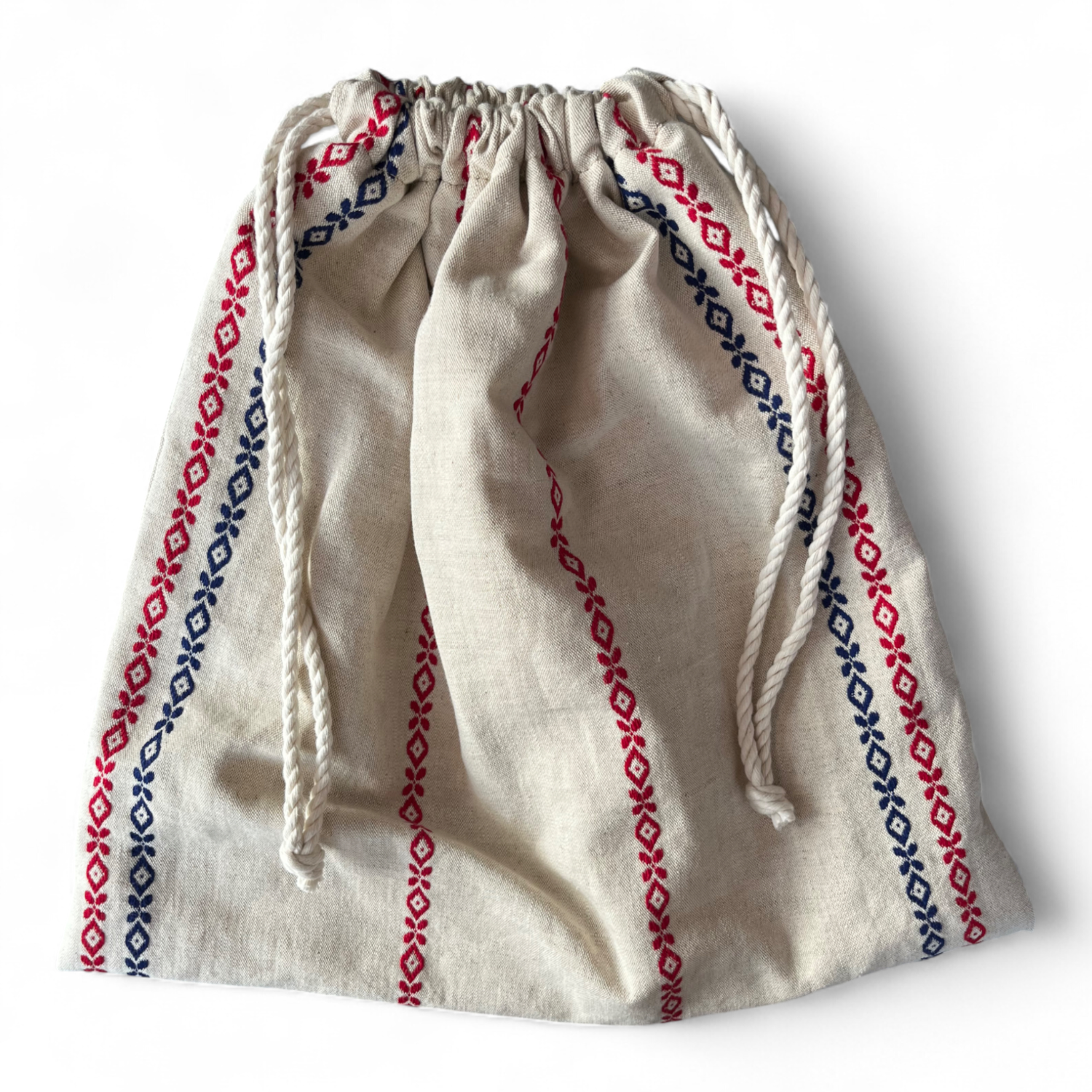 Upcycling Brotbeutel aus einem Leinentischtuch mit blauen und roten Musterstreifen